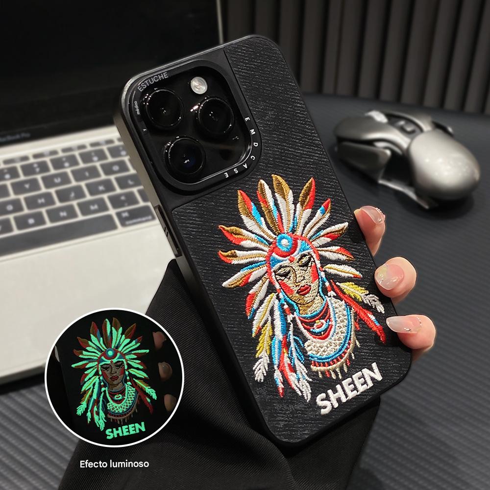The POD embroidered phone case can be applied to various iPhone phone cases in large quantities and can be customized according to the desired pattern.